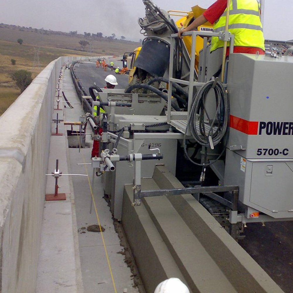 KAYAR KALIPLI BETON UYGULAMA HİZMETLERİ VE BETON FİNİŞERİ