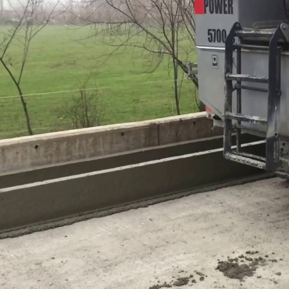 KAYAR KALIPLI BETON UYGULAMA HİZMETLERİ VE BETON FİNİŞERİ